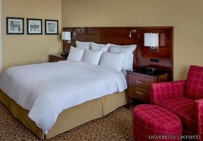 Laguardia Airport Marriott New York