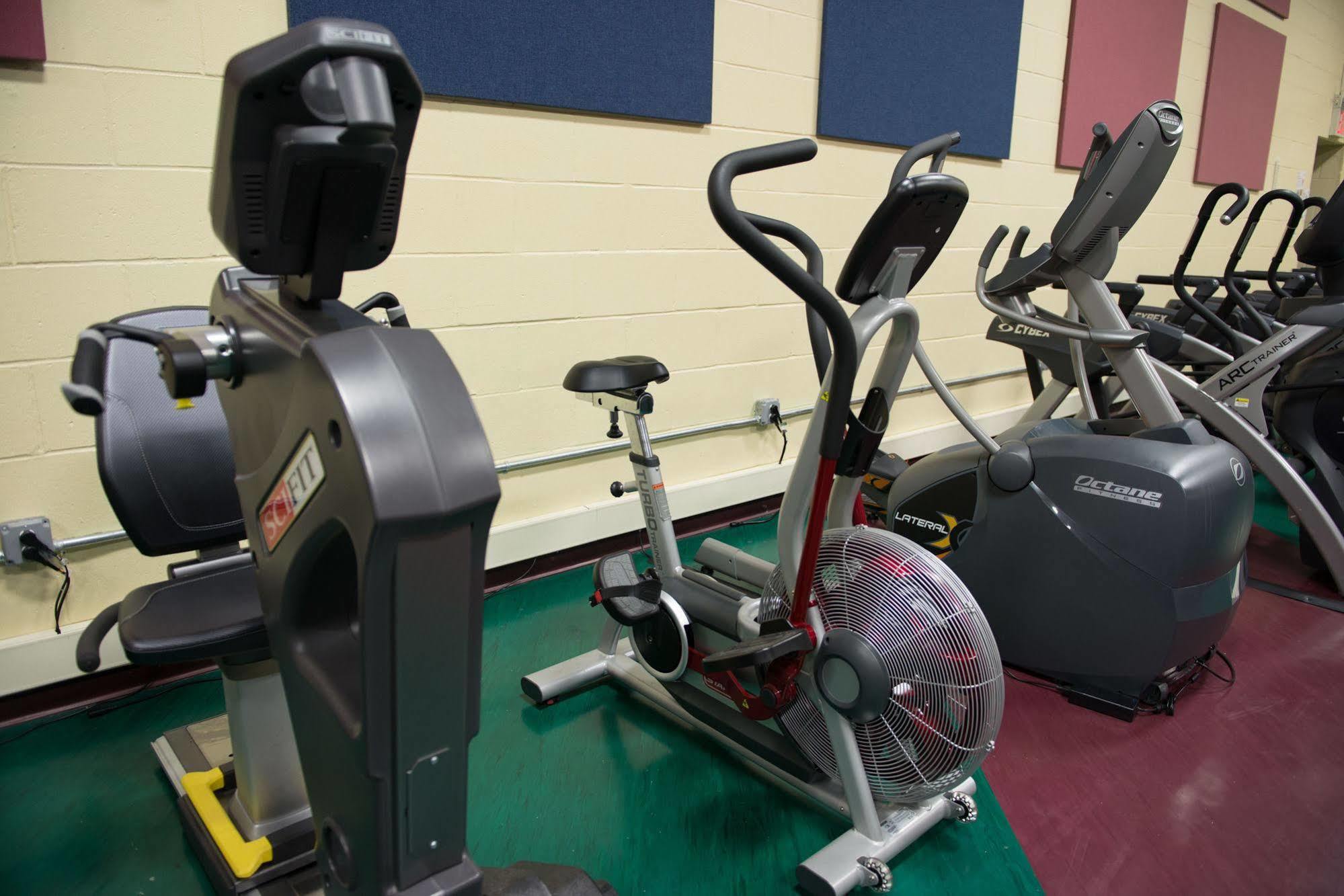 Hostel Flushing Ymca *