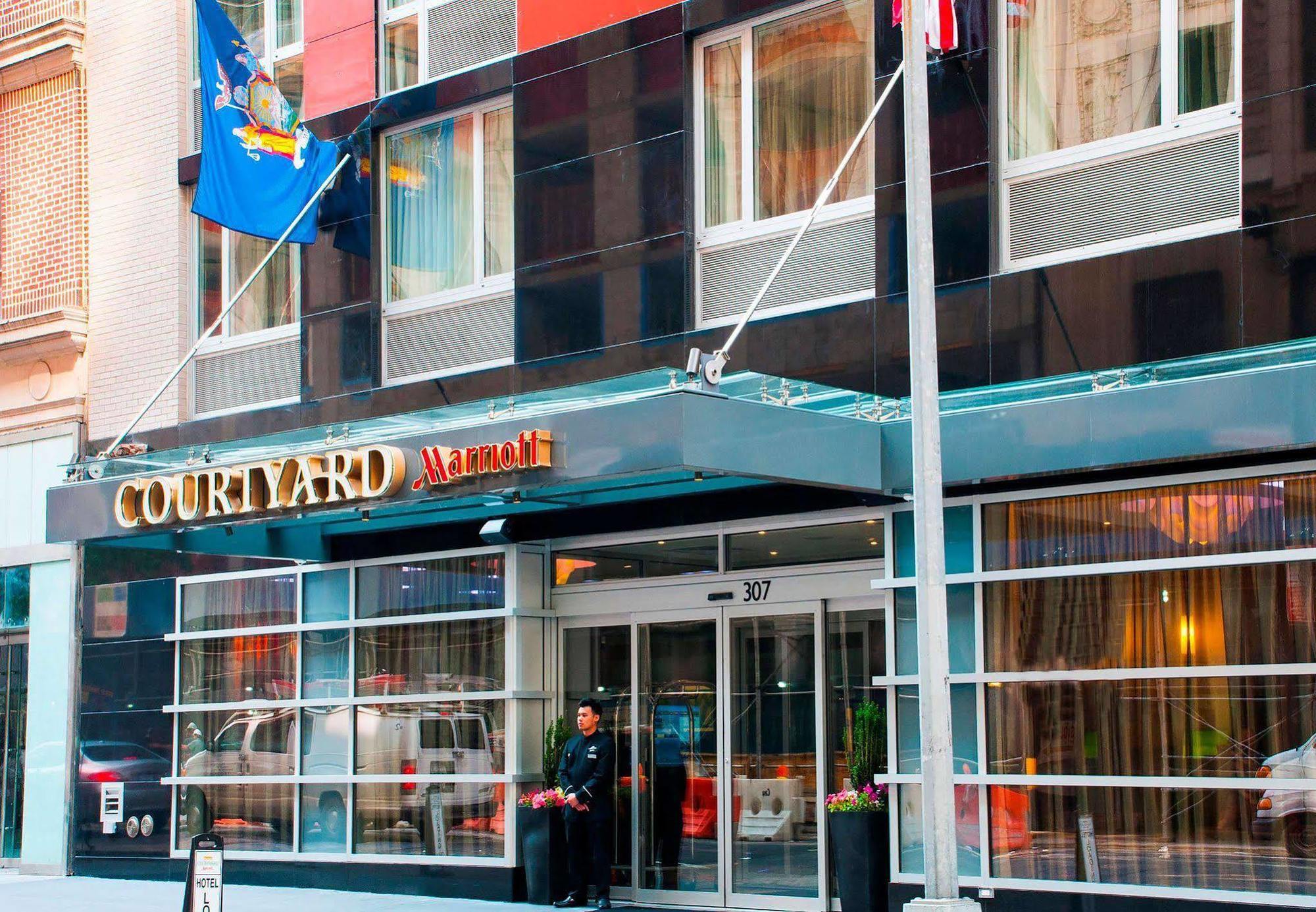 Courtyard By Marriott Times Square West 3*