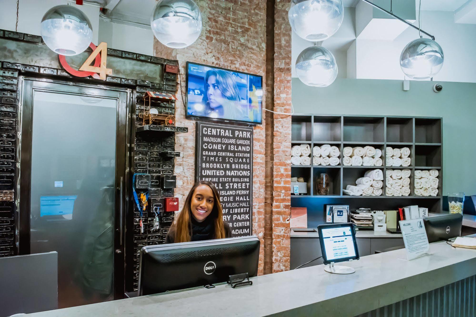 Q4 And Hostel New York