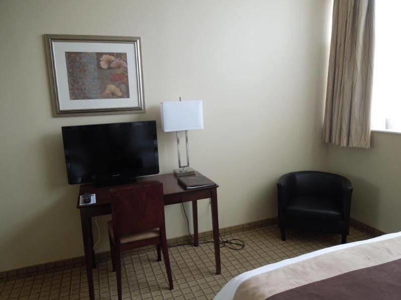 Pointe Plaza (adults Only) Hotel New York