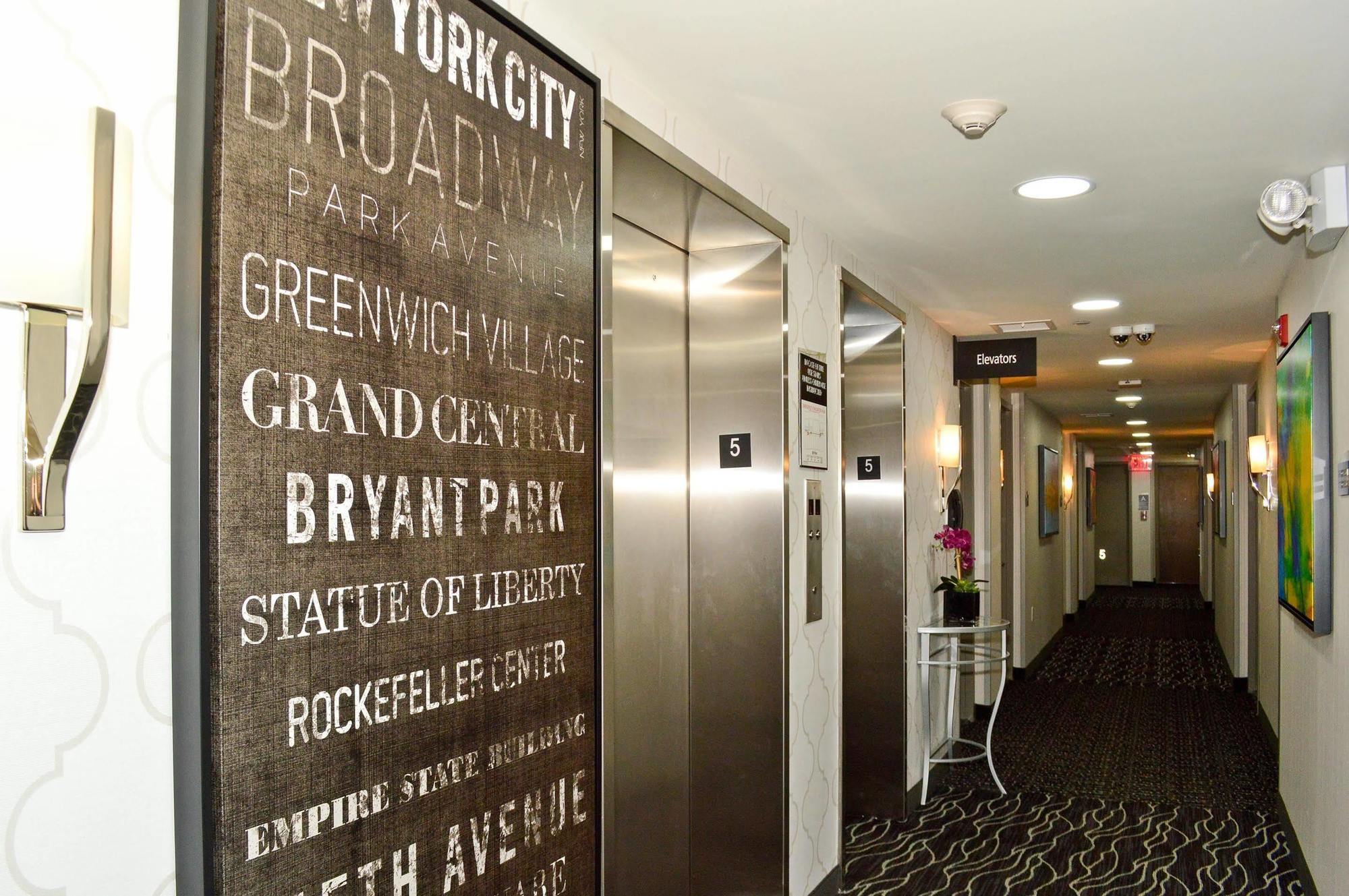 Hotel Best Western Plus Laguardia Airport 3*