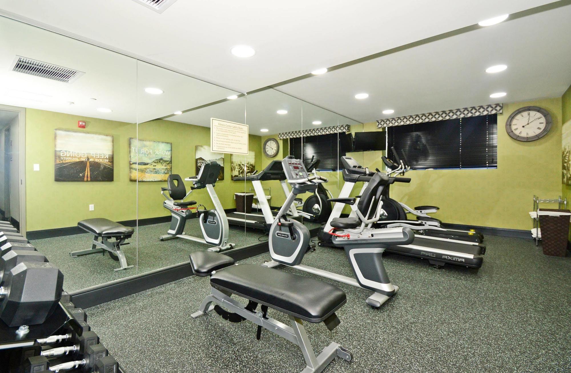 Best Western Plus Laguardia Airport Hotel