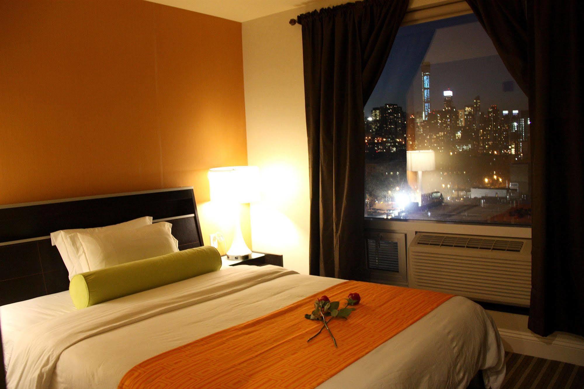 Romana - Nyc 2*