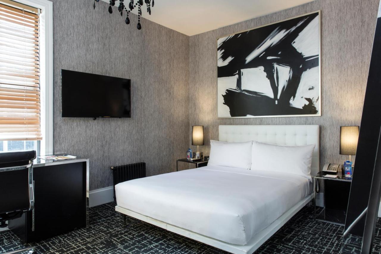 Square At Times Square Hotel 3*