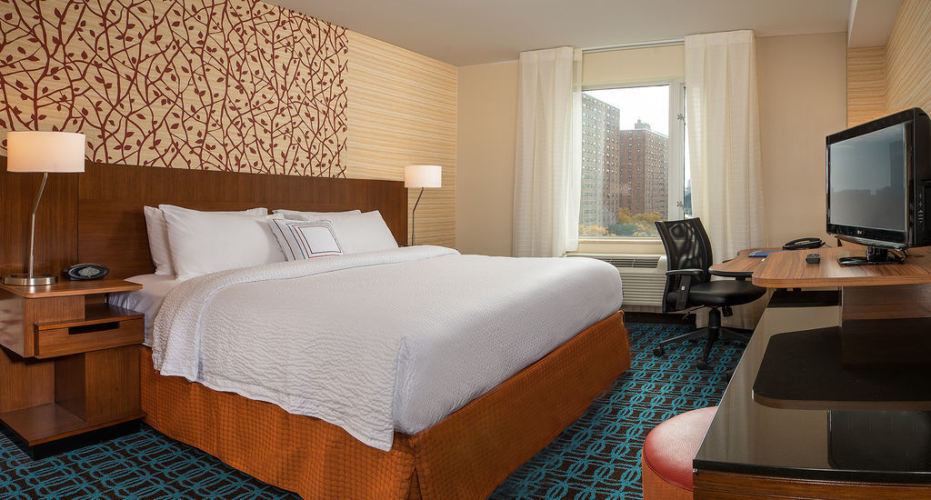 Fairfield & Manhattan/downtown East New York