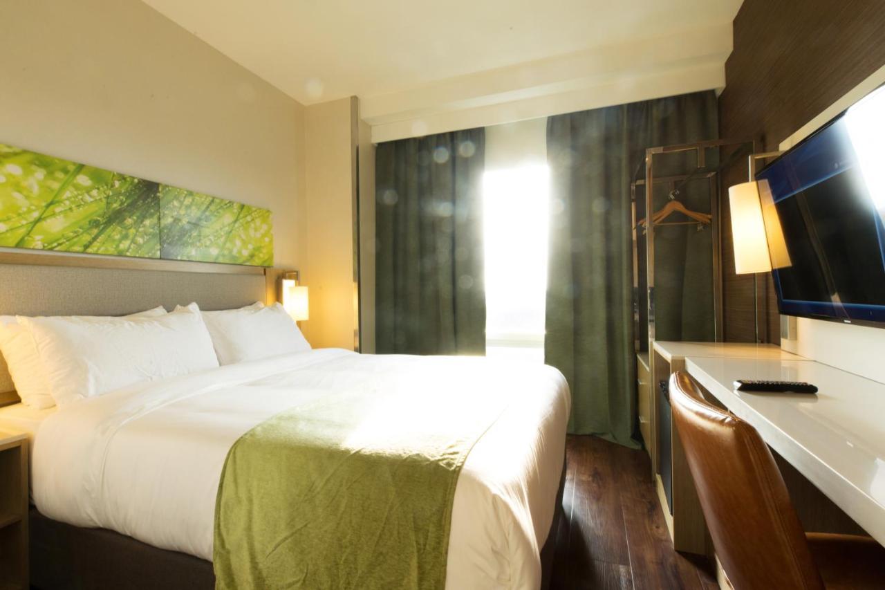 Wyndham Garden Fresh Meadows Flushing Hotel