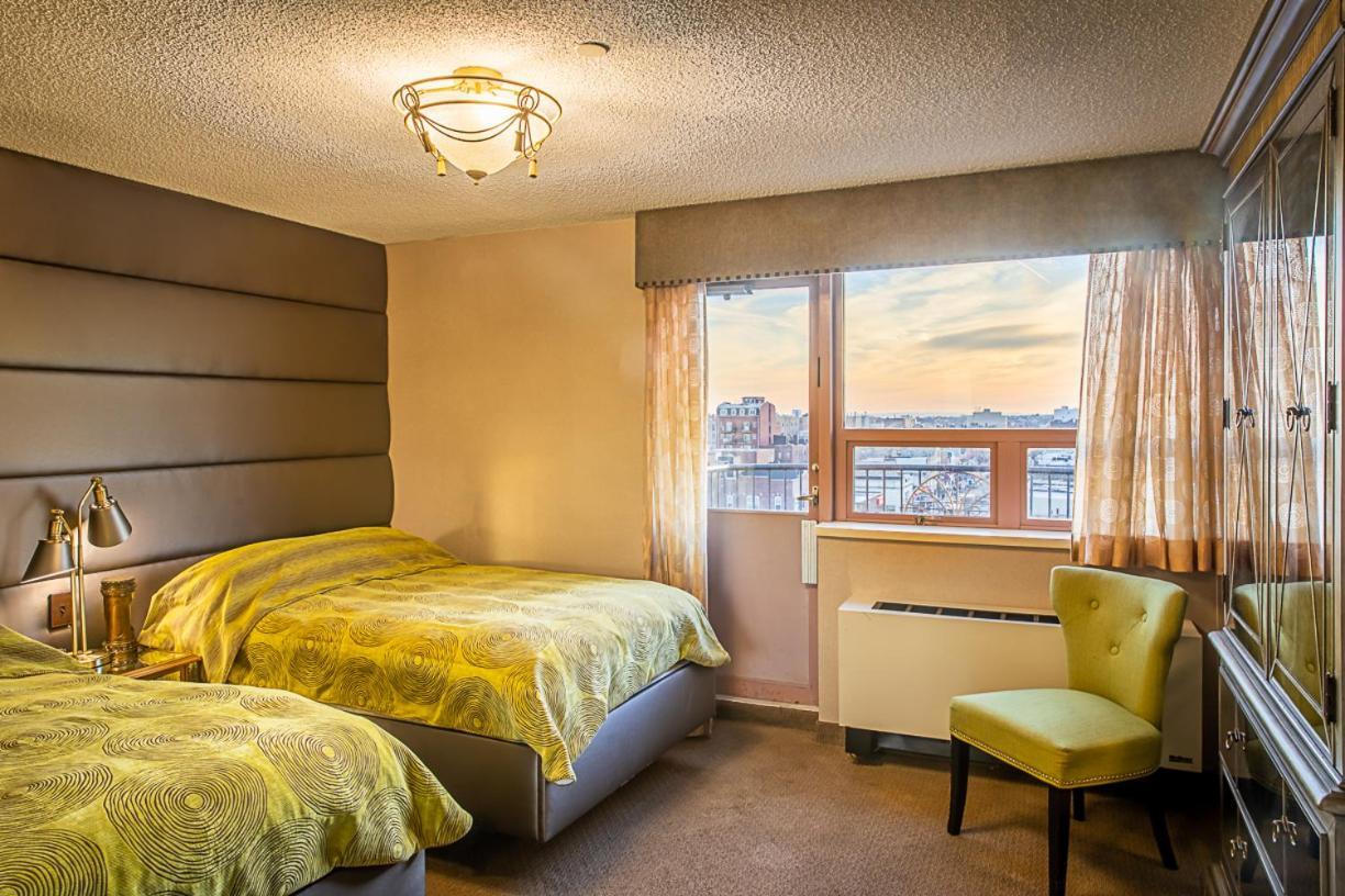 Hotel The Avenue Plaza