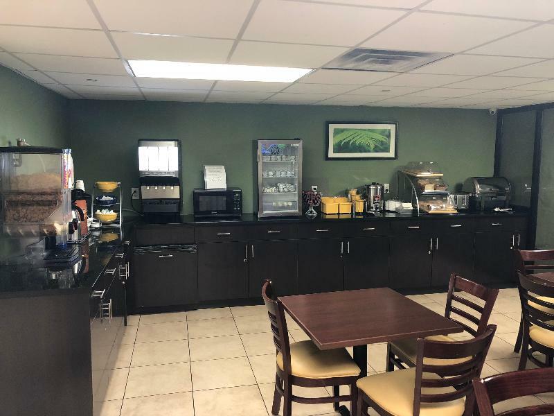 Days By Wyndham Brooklyn Borough Park Hotel