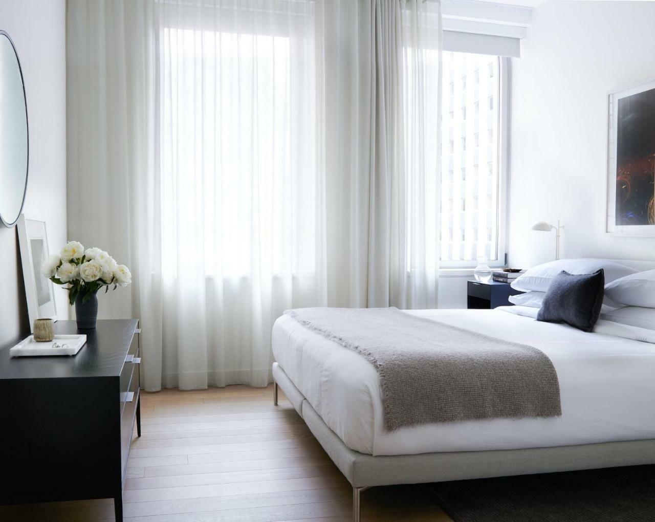 Aparthotel Aka Street 4*