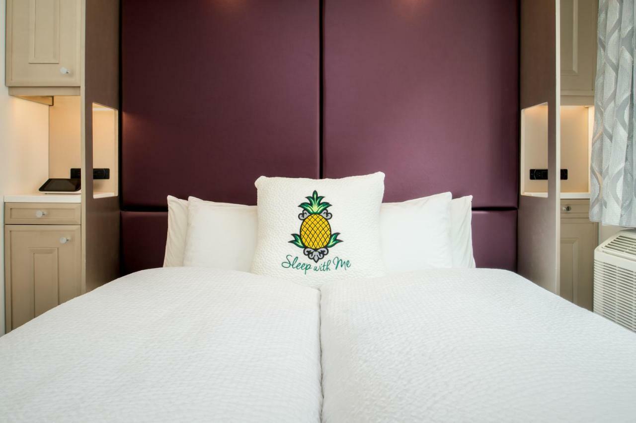 Hotel Staypineapple, An Artful Hotel, Midtown 4*