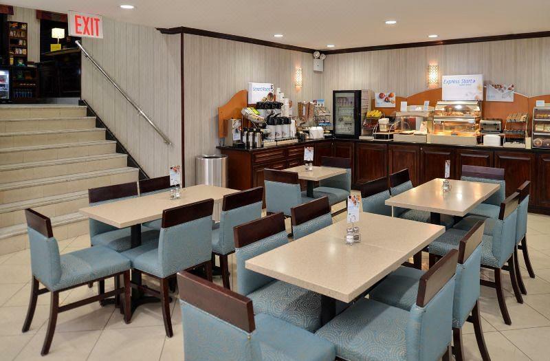 Express Kennedy Airport, An Ihg Hotel New York