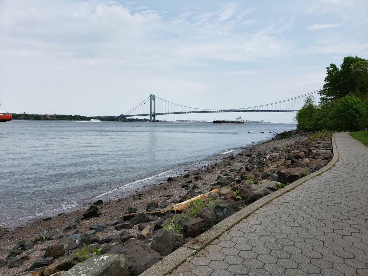 Bed & Breakfast Harbor House 2*