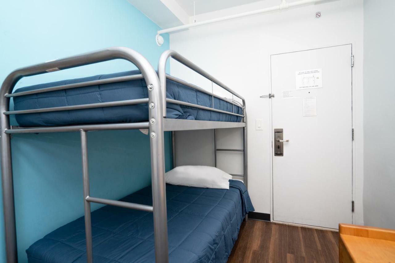 Hostel West Side Ymca