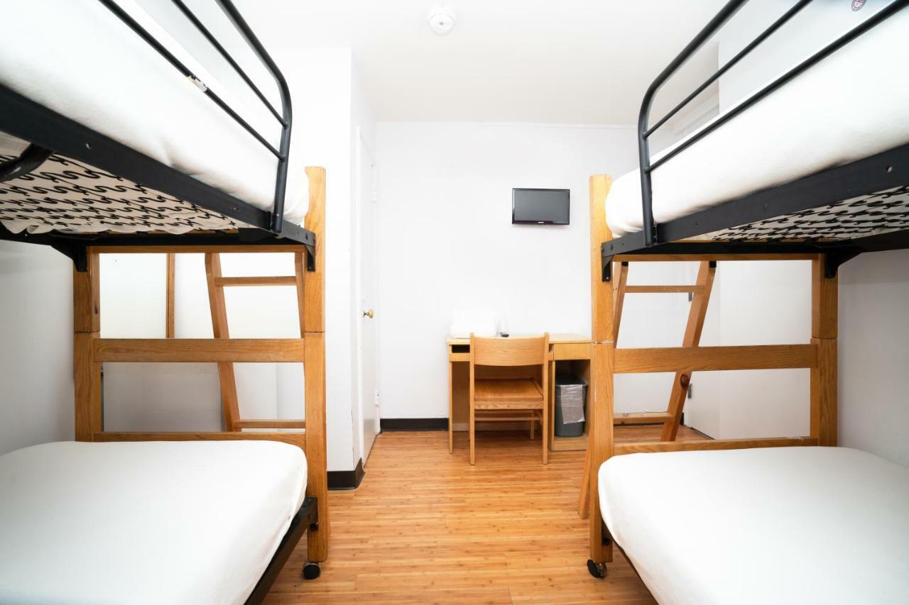 Vanderbilt Ymca Hostel *