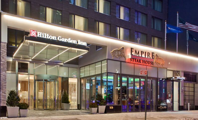 Hilton Garden Park South Hotel
