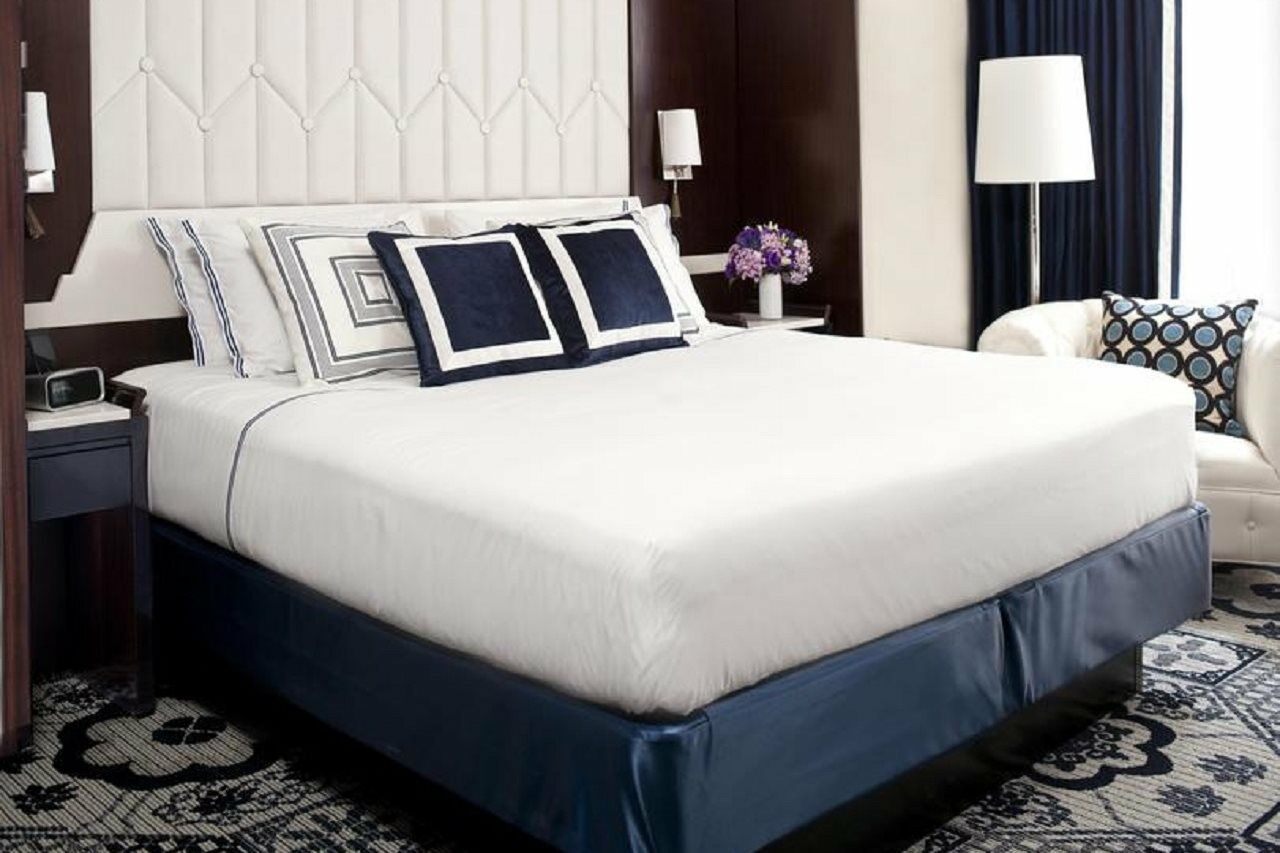 By Marriott Manhattan/central Park 4*