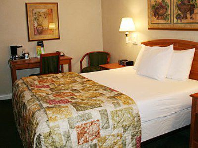 The At Fifth Avenue 3*