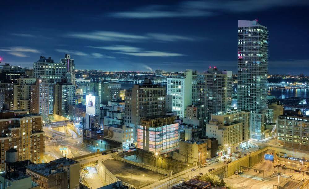 Distrikt City, Tapestry Collection By Hilton Hotel