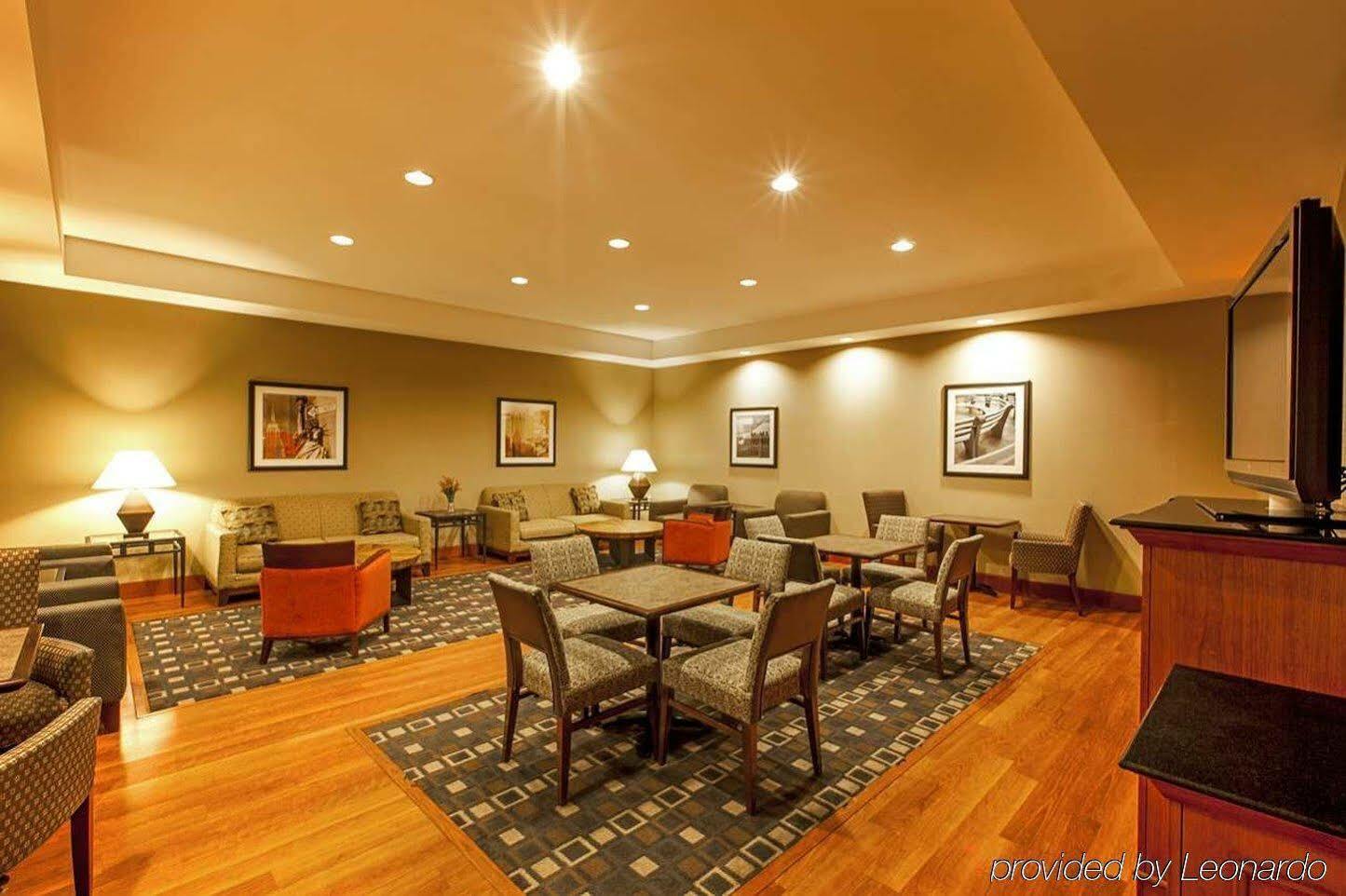 Hampton - Laguardia Airport New York