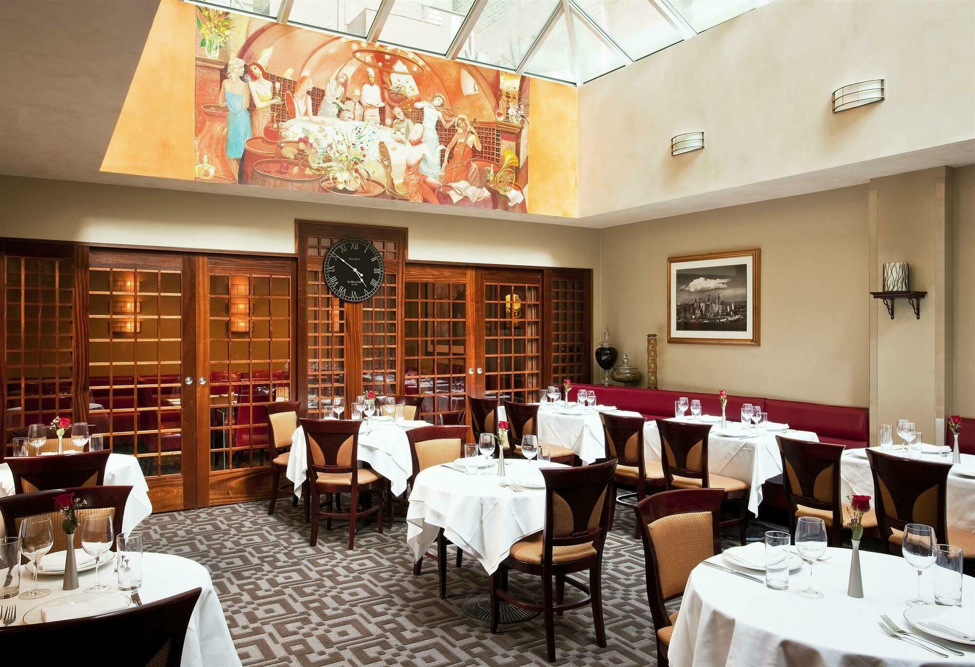 Four Points By Sheraton Manhattan Soho Village Hotel 3*