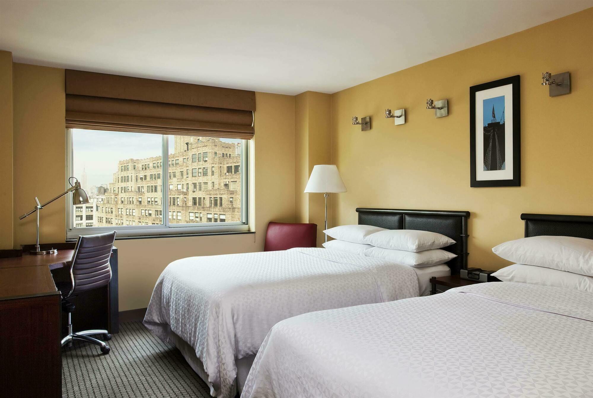 Hotel Four Points By Sheraton Manhattan Soho Village 3*