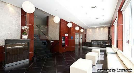 Wyndham Garden Long Island Hotel 3*