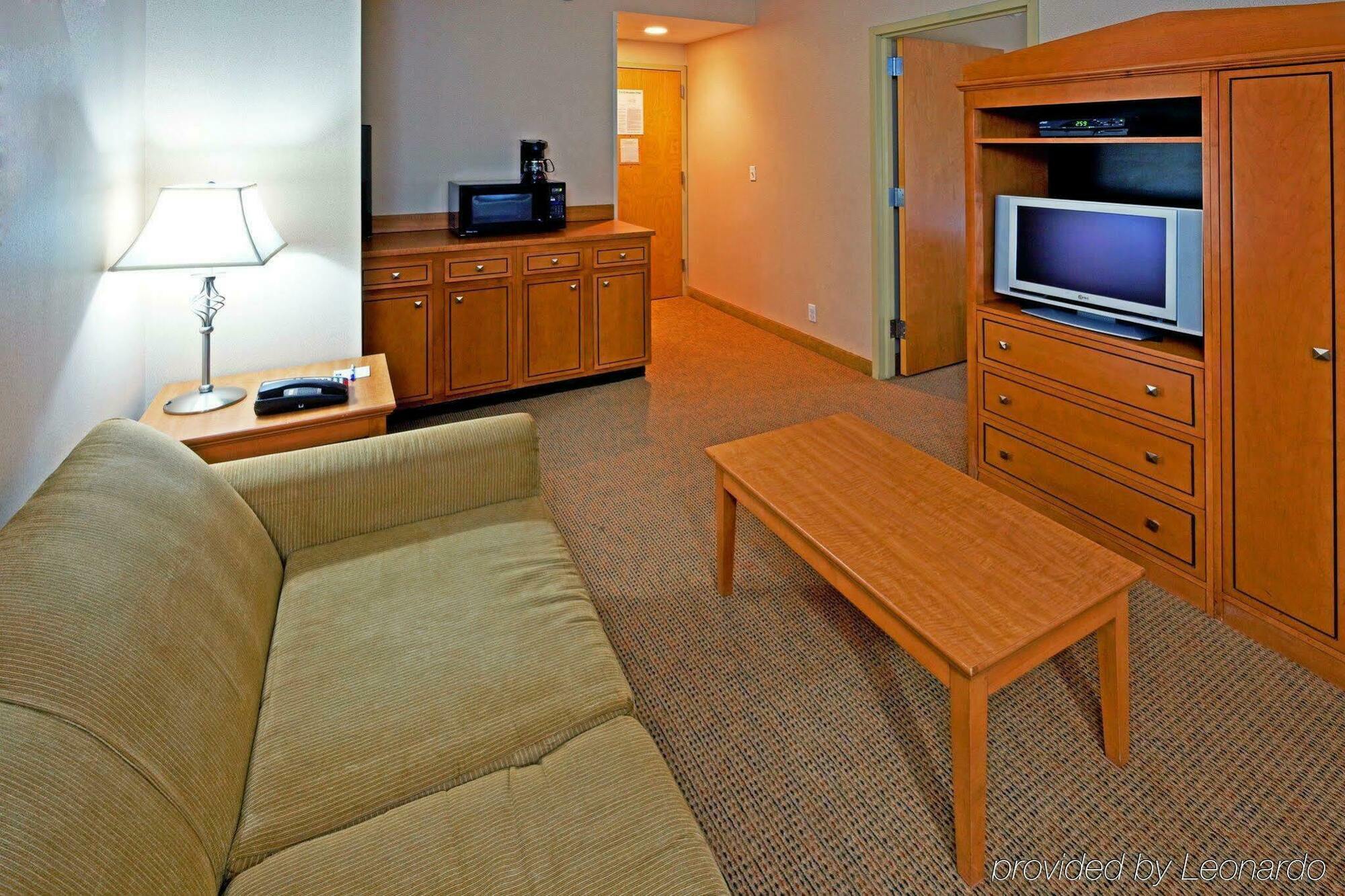 Hotel Citadines Connect Fifth Avenue 3*