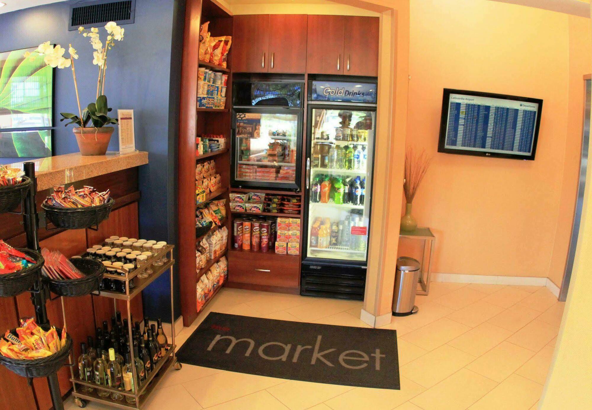 Fairfield By Marriott Laguardia Airport/flushing