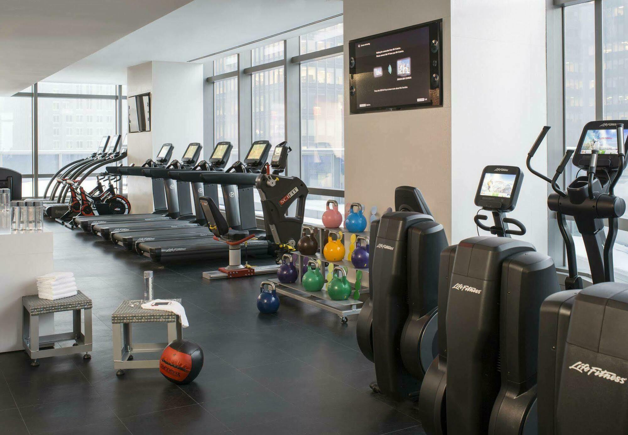 By Marriott Manhattan/central Park 4* New York