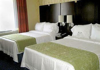 Hotel Fairfield & By Marriott Long Island City/manhattan View New York