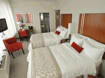 Fairfield & By Marriott Brooklyn