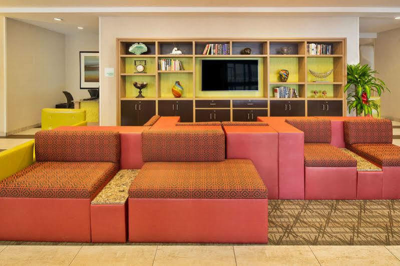 Hotel Fairfield & By Marriott Staten Island