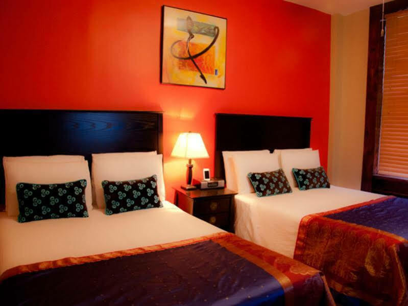 Marrakech On Broadway Hotel