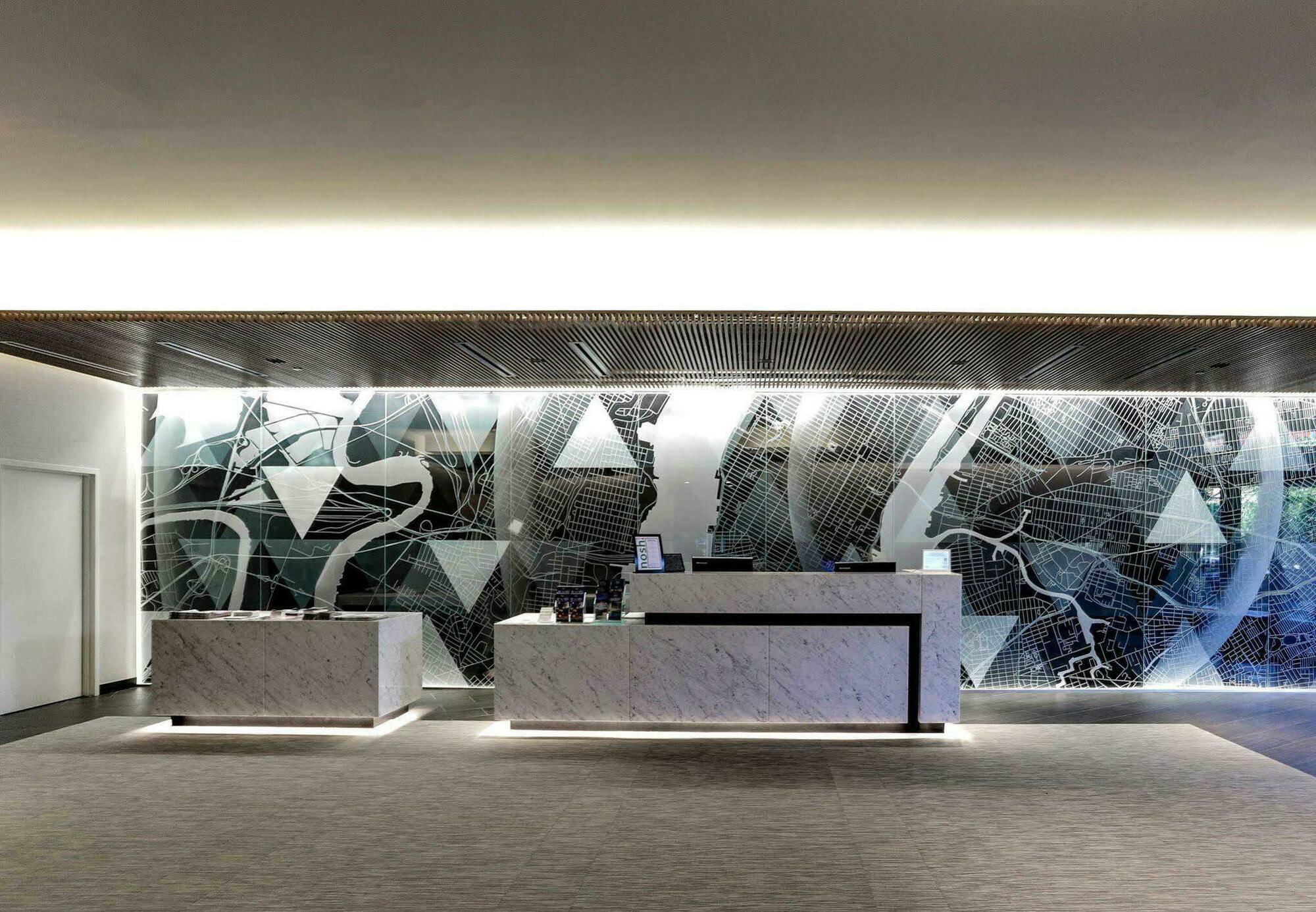 Courtyard By Marriott Long Island City/new York Manhattan View New York