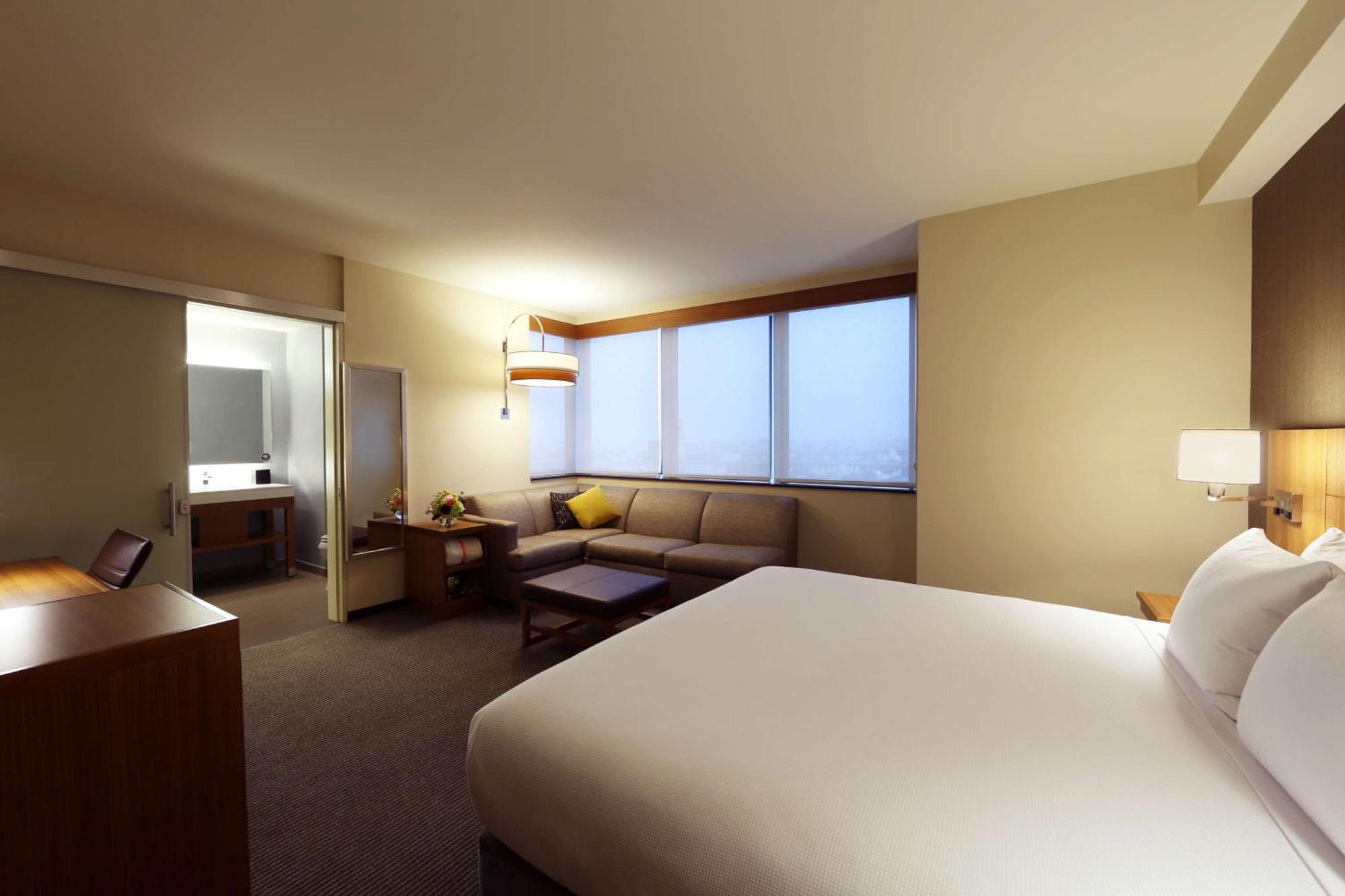 Hyatt Place Flushing/lga Airport Hotel 3*