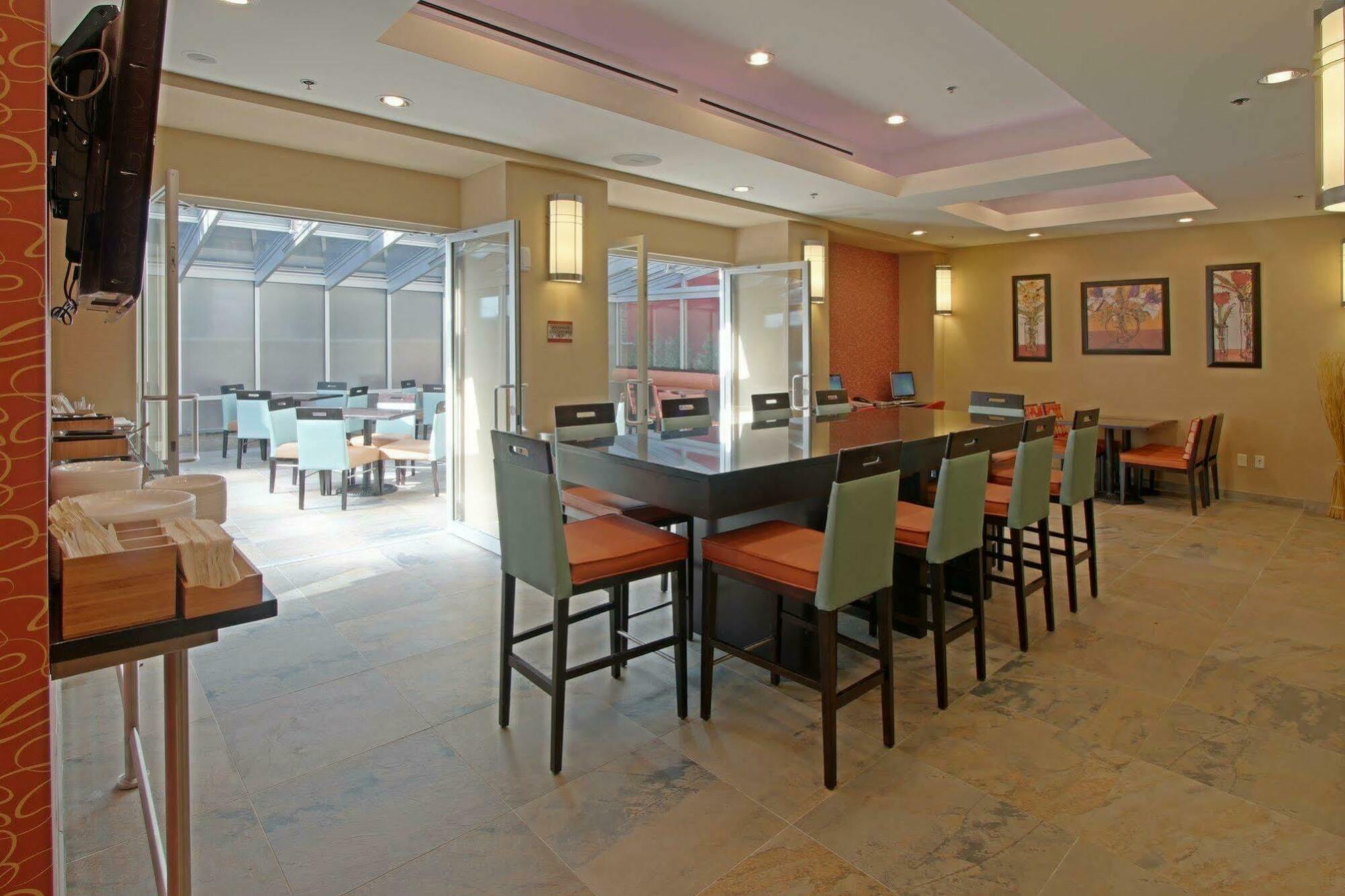 Fairfield & By Marriott Manhattan/chelsea