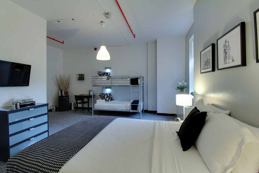 Hi Nyc Hostel *