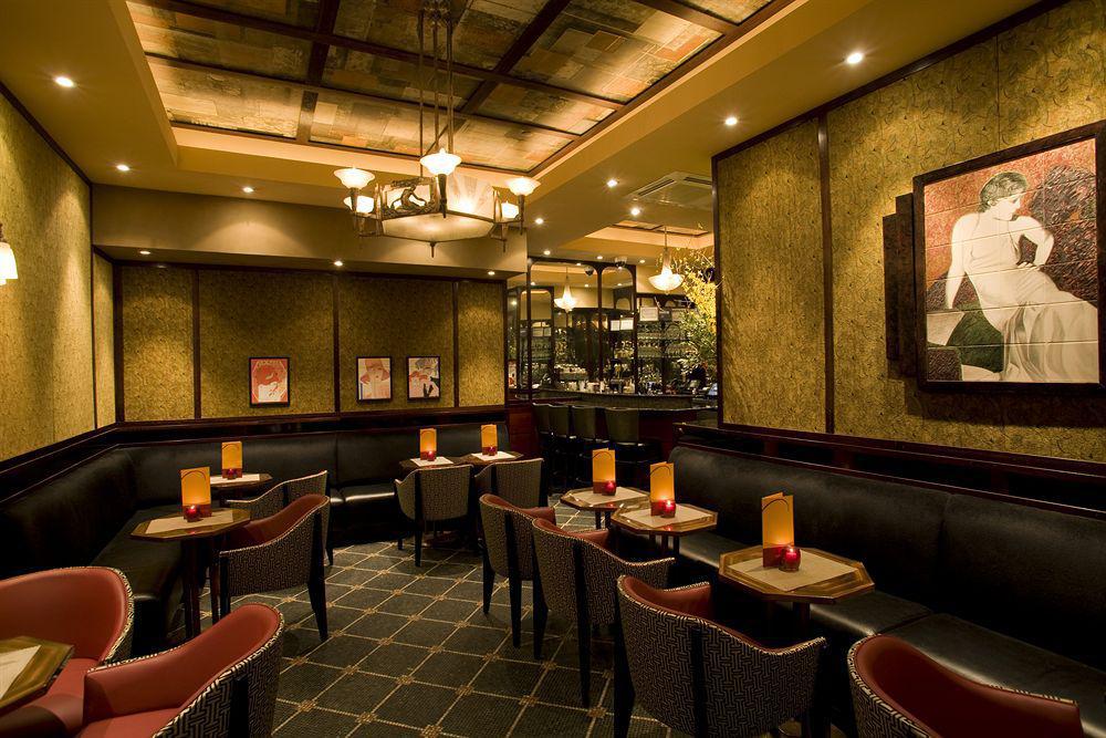 Washington Square Hotel