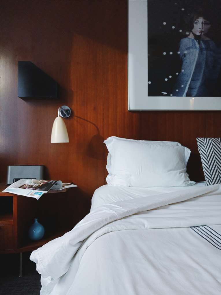 6 Columbus Park Hotel 4*