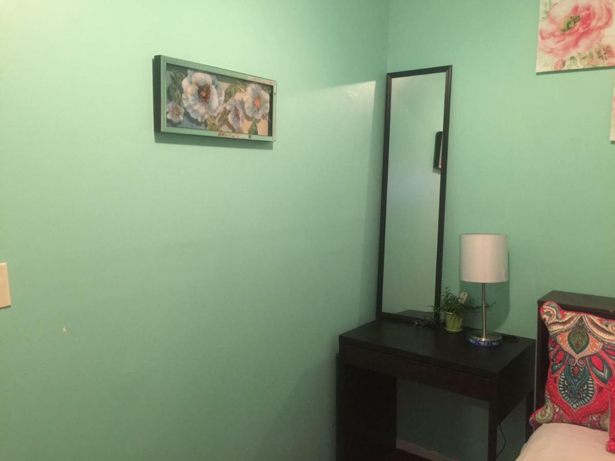 5 Min. From Jfk * New York