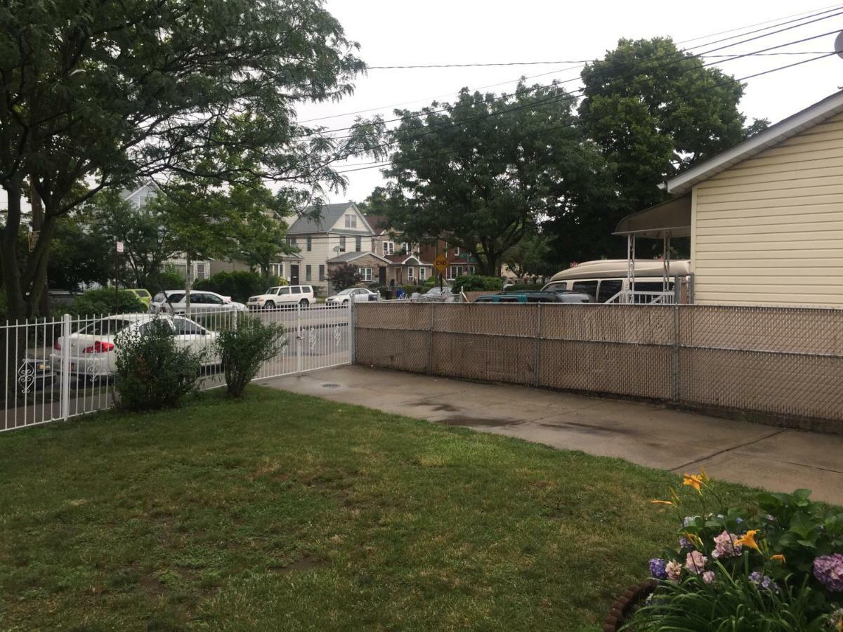 5 Min. From Jfk Guest house