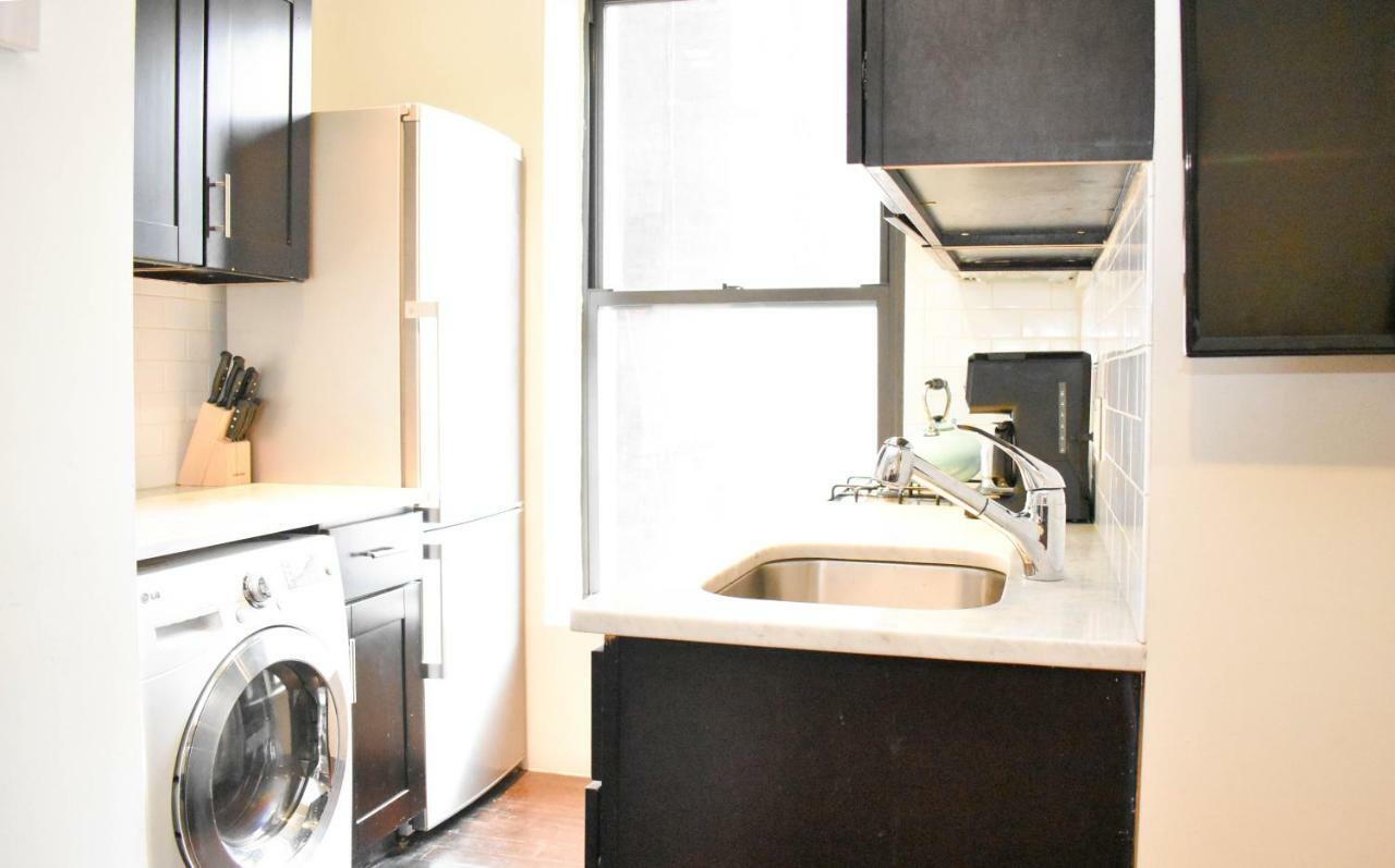 Apartment 10th Avenue *