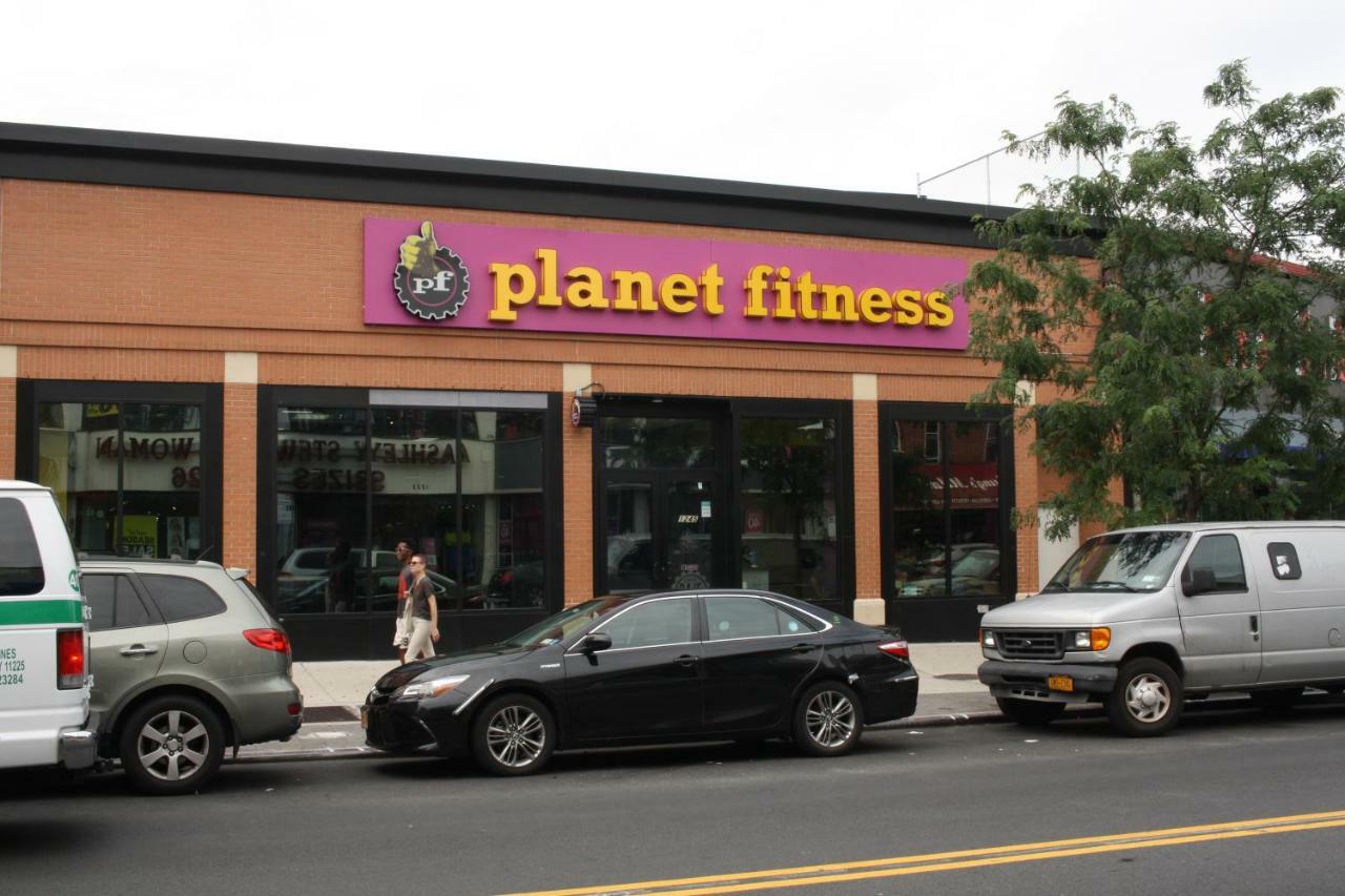 B On Atlantic Ave New York