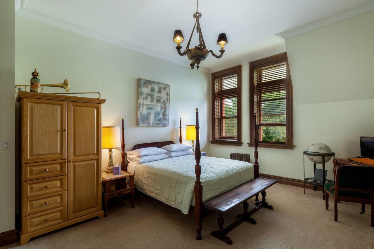 Manhattan Guest Suites Gasthof 3*