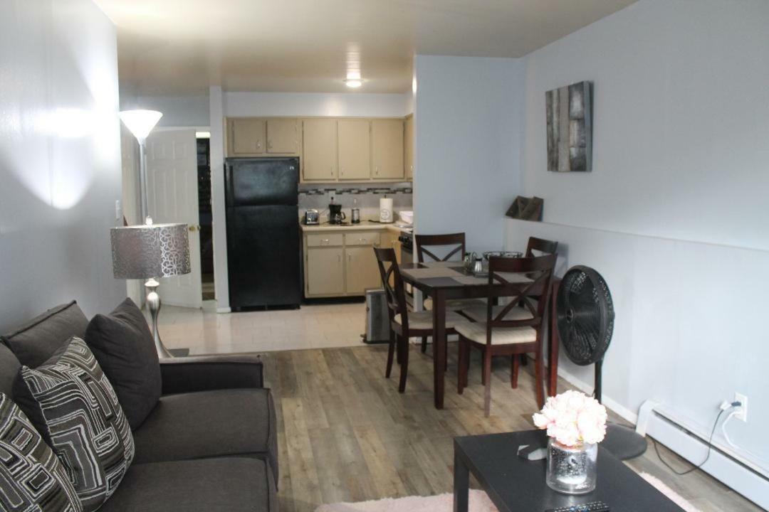Jfk Area Away From Apartment New York