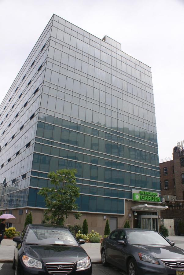 Wyndham Garden Long Island Hotel 3*