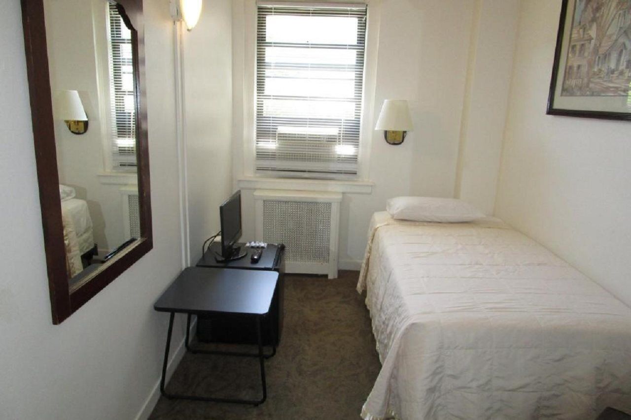 Hostel Flushing Ymca