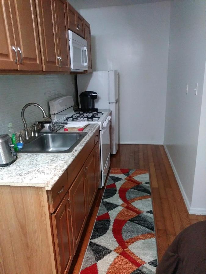 B On Atlantic Ave * New York