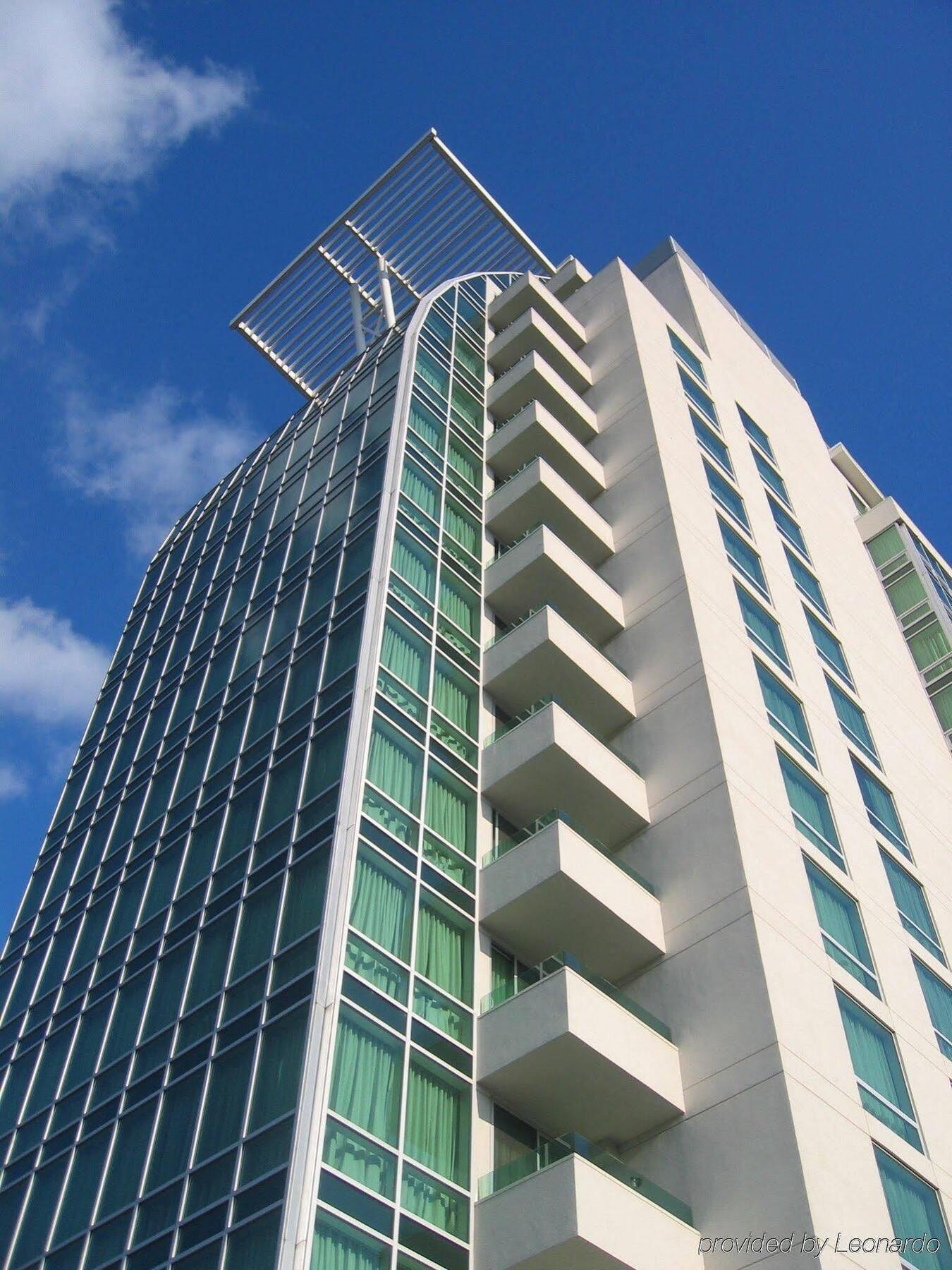 Lic Manhattan View 3*